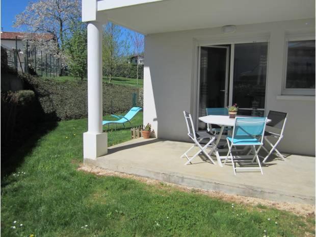 Superbe Appart Avec Jardin Et Piscine Cambo-les-Bains Extérieur photo